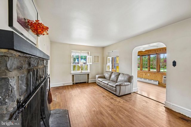 123 MONTGOMERY AVE, Norristown, PA 19401