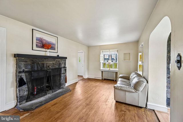 123 MONTGOMERY AVE, Norristown, PA 19401