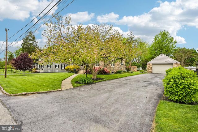 123 MONTGOMERY AVE, Norristown, PA 19401
