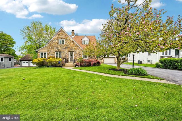 123 MONTGOMERY AVE, Norristown, PA 19401