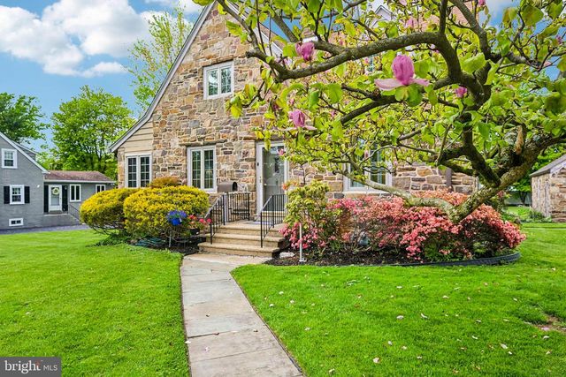 123 MONTGOMERY AVE, Norristown, PA 19401