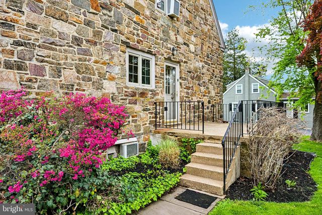 123 MONTGOMERY AVE, Norristown, PA 19401