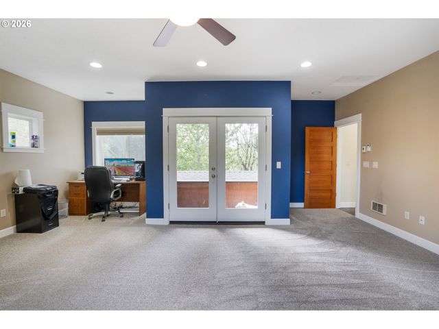 2266 IRONWOOD St, Eugene, OR 97401