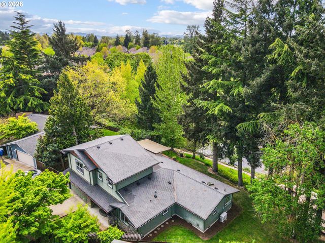 2266 IRONWOOD St, Eugene, OR 97401