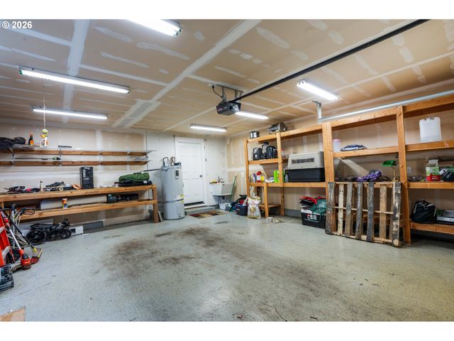 2266 IRONWOOD St, Eugene, OR 97401