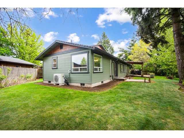 2266 IRONWOOD St, Eugene, OR 97401