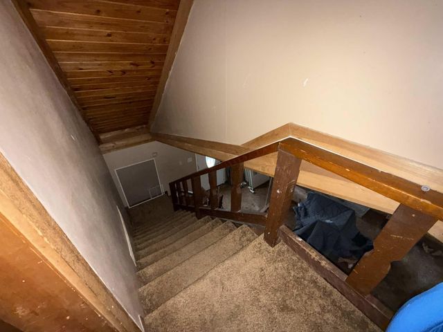 23089 Indian Lane, Hermitage, MO 65668