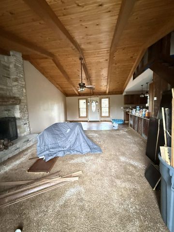 23089 Indian Lane, Hermitage, MO 65668