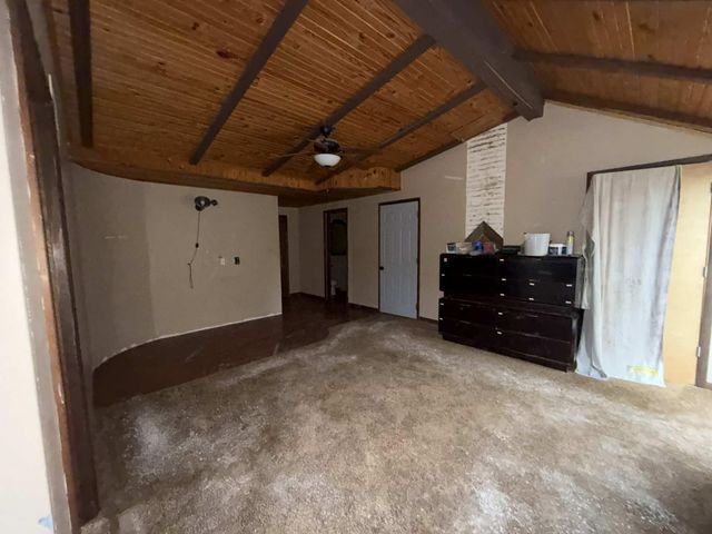 23089 Indian Lane, Hermitage, MO 65668