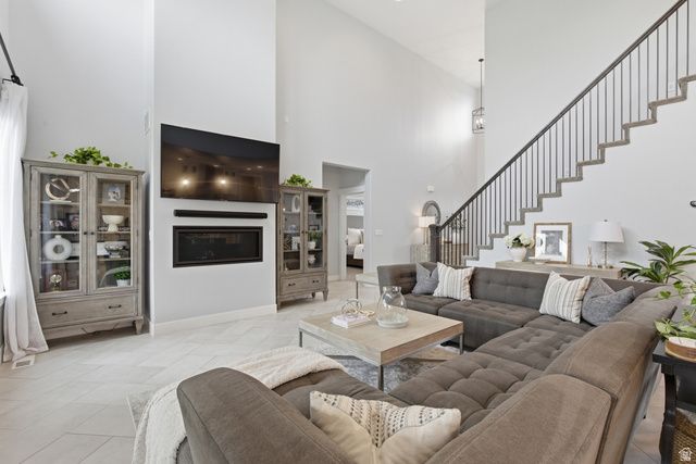 10942 S LEES DREAM DR, South Jordan, UT 84095