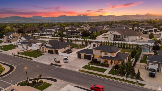 10942 S LEES DREAM DR, South Jordan, UT 84095