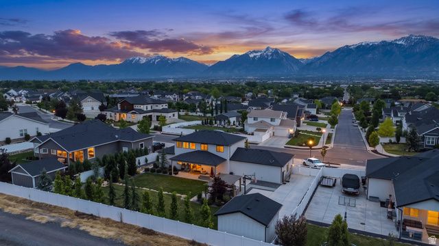 10942 S LEES DREAM DR, South Jordan, UT 84095