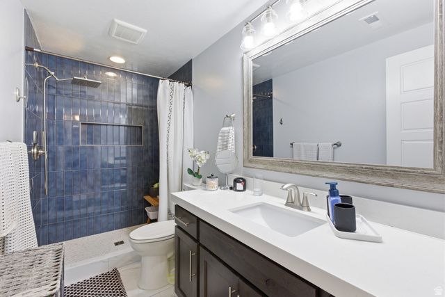 10942 S LEES DREAM DR, South Jordan, UT 84095