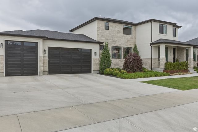 10942 S LEES DREAM DR, South Jordan, UT 84095