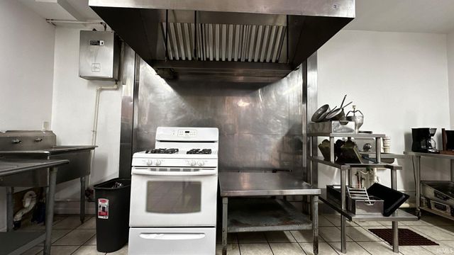 525 Harrison Street, Elkhart, IN 46516