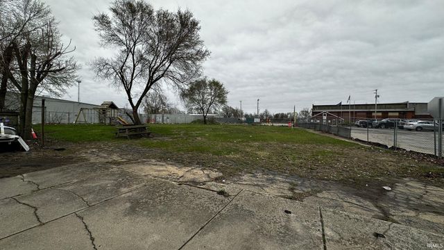 525 Harrison Street, Elkhart, IN 46516