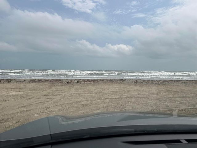 23186 Camino Street, Galveston, TX 77554