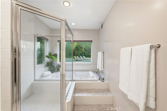 4747 Ellenita, Tarzana, CA 91356