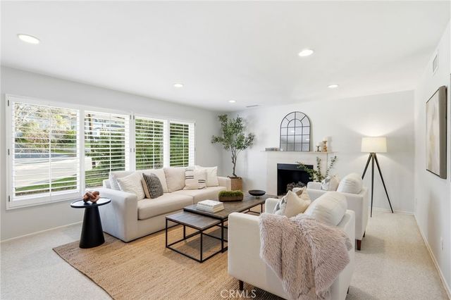 4747 Ellenita, Tarzana, CA 91356