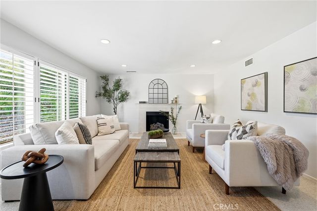 4747 Ellenita, Tarzana, CA 91356