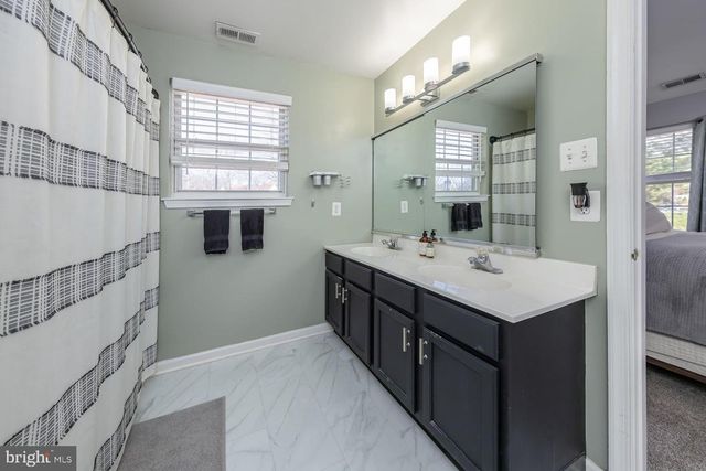 1225 TRISTRAM CIR, Mantua, NJ 08051