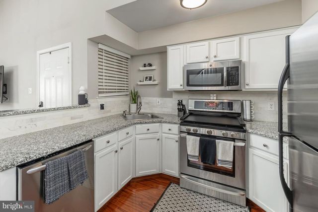 1225 TRISTRAM CIR, Mantua, NJ 08051