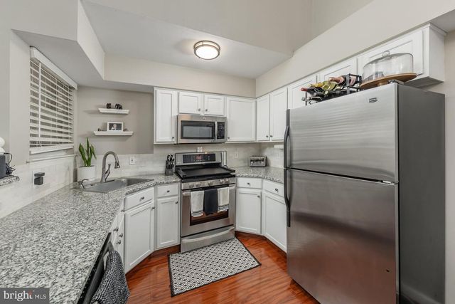 1225 TRISTRAM CIR, Mantua, NJ 08051