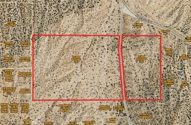 13 Longview Road, Pearblossom, CA 93553