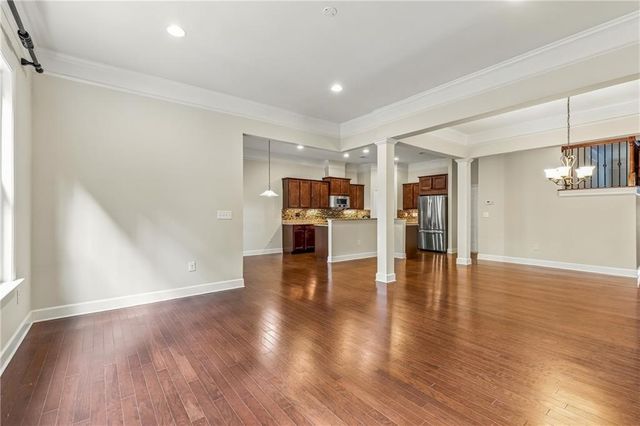 143 Barkley Lane, Sandy Springs, GA 30328