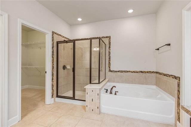 143 Barkley Lane, Sandy Springs, GA 30328