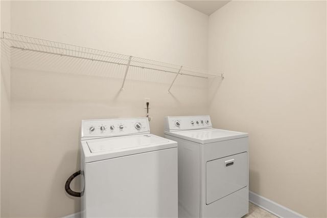 143 Barkley Lane, Sandy Springs, GA 30328