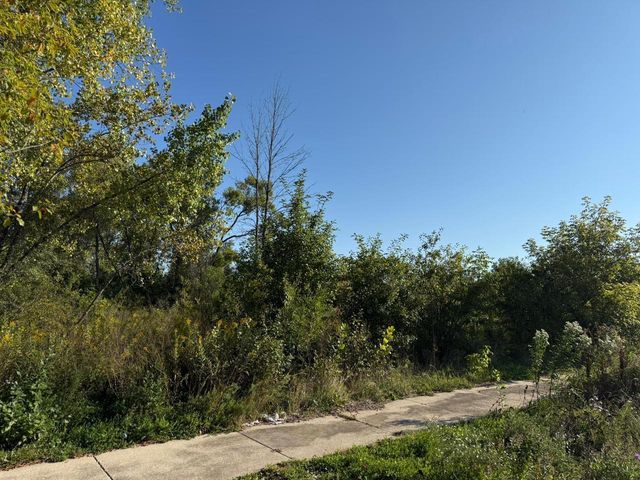 9622 W ALLYN STREET, Milwaukee, WI 53224