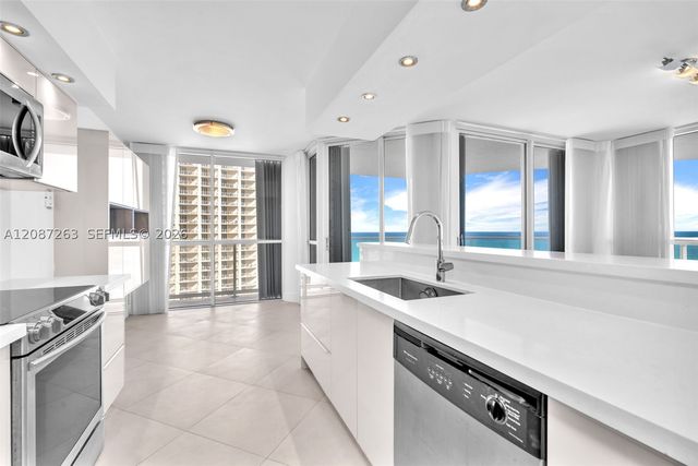 16485 Collins Ave 2136, Sunny Isles Beach, FL 33160