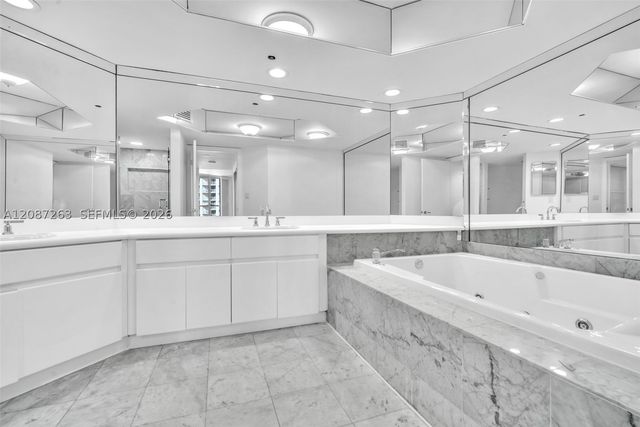 16485 Collins Ave 2136, Sunny Isles Beach, FL 33160