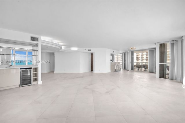 16485 Collins Ave 2136, Sunny Isles Beach, FL 33160