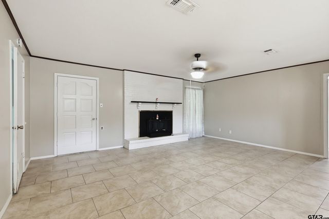 108 Brenda Dr., Mt Pleasant, TX 75455