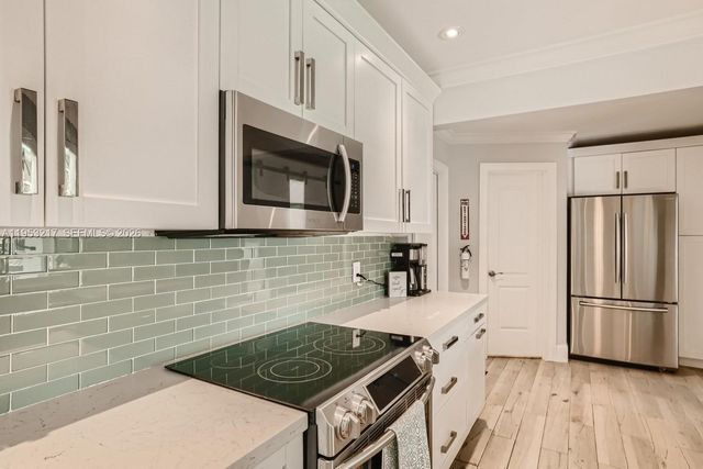 5117 Cleveland St, Hollywood, FL 33021