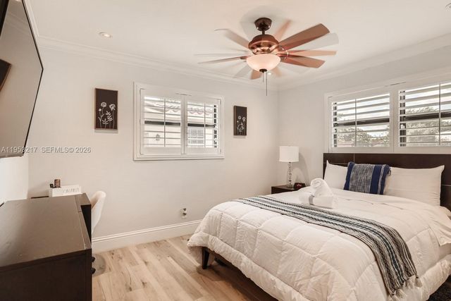 5117 Cleveland St, Hollywood, FL 33021