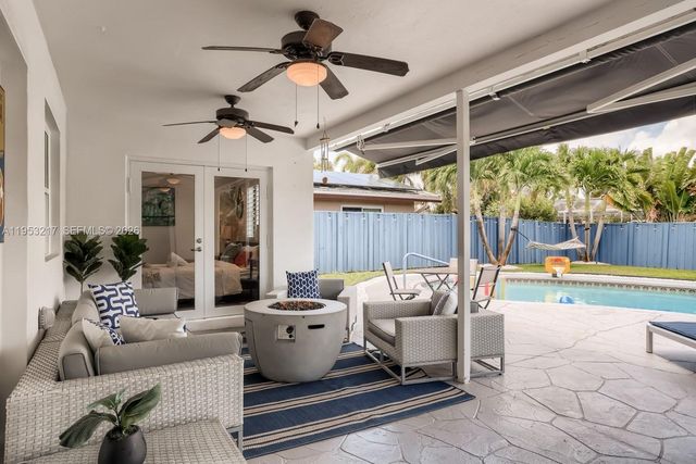 5117 Cleveland St, Hollywood, FL 33021