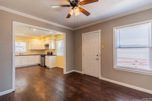 461 Westminster Ave, San Antonio, TX 78228