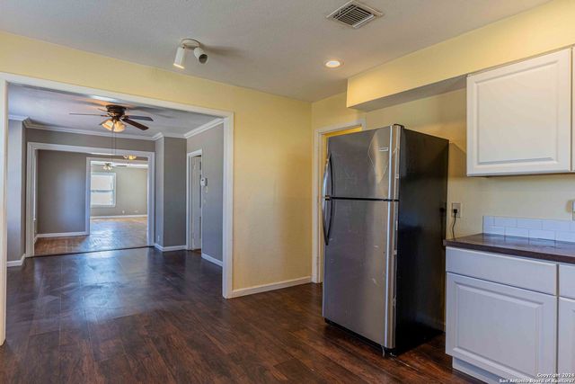 461 Westminster Ave, San Antonio, TX 78228