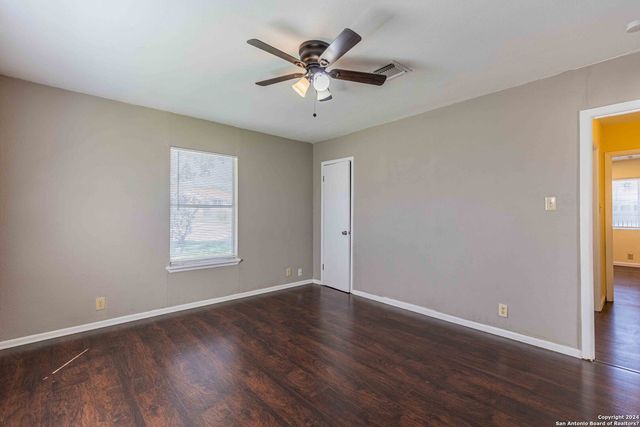 461 Westminster Ave, San Antonio, TX 78228