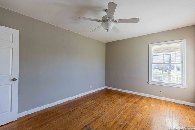 461 Westminster Ave, San Antonio, TX 78228