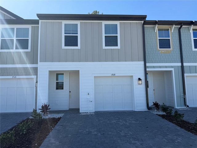 7518 DEER VALLEY CIRCLE, Tampa, FL 33635