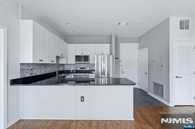 1200 Grand Street 510, Hoboken, NJ 07030