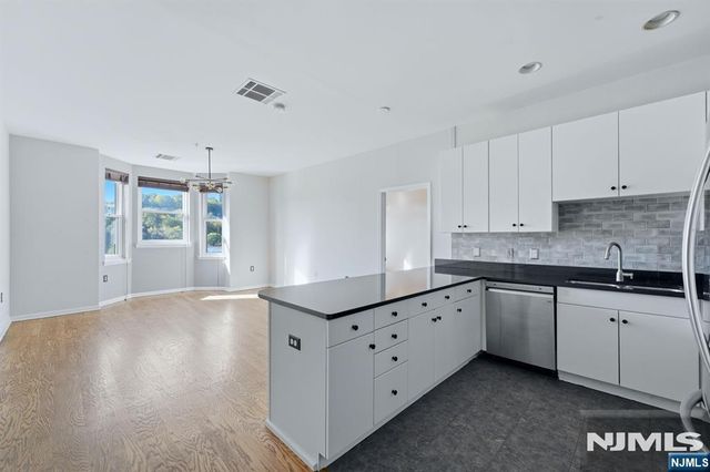 1200 Grand Street 510, Hoboken, NJ 07030
