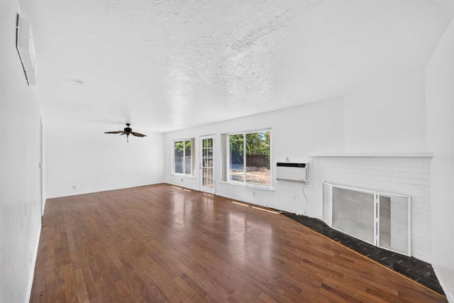 2903 N Fisher Street, Fresno, CA 93703