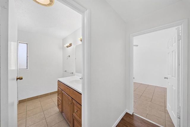 2903 N Fisher Street, Fresno, CA 93703