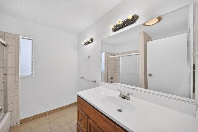 2903 N Fisher Street, Fresno, CA 93703