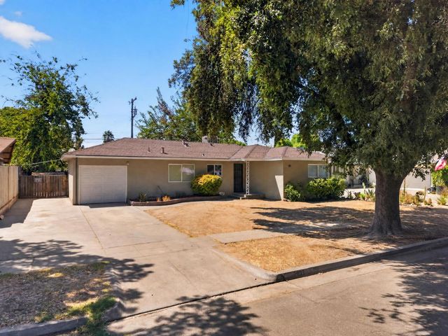 2903 N Fisher Street, Fresno, CA 93703
